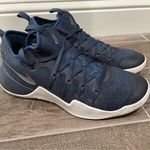 Nike Hypershift in dark blue!